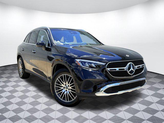 new 2025 Mercedes-Benz GLC 300 car, priced at $51,415