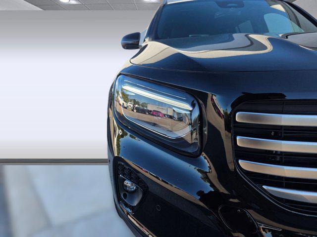 new 2026 Mercedes-Benz GLB 250 car, priced at $54,940