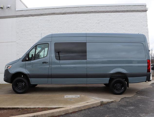 new 2024 Mercedes-Benz Sprinter 2500 car, priced at $81,111