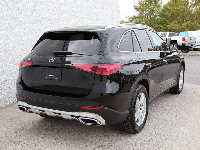 new 2025 Mercedes-Benz GLC 300 car, priced at $54,305