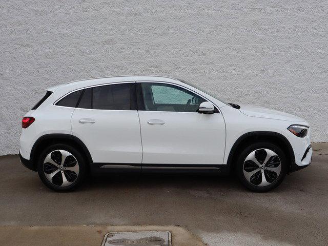 new 2025 Mercedes-Benz GLA 250 car, priced at $49,175