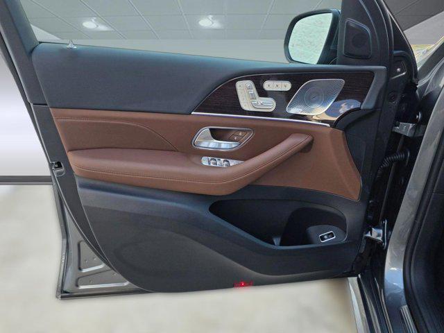 new 2026 Mercedes-Benz GLS 450 car, priced at $104,825
