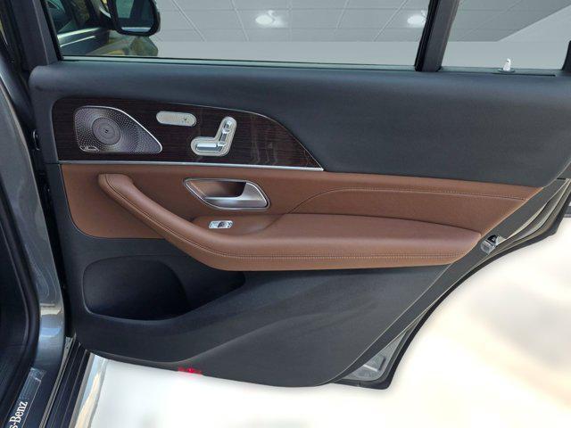 new 2026 Mercedes-Benz GLS 450 car, priced at $104,825