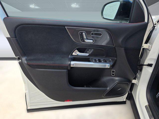 used 2021 Mercedes-Benz GLB 250 car, priced at $25,406