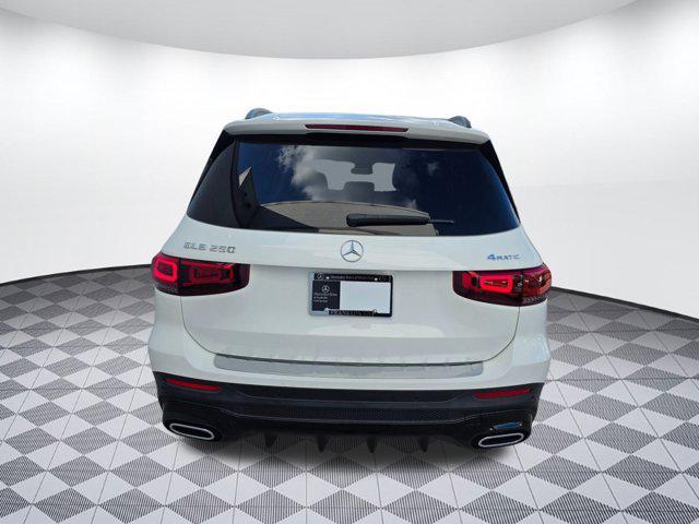 used 2021 Mercedes-Benz GLB 250 car, priced at $30,888