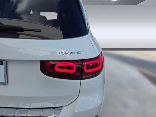 used 2021 Mercedes-Benz GLB 250 car, priced at $25,406