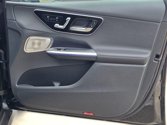 new 2026 Mercedes-Benz GLC 300 car, priced at $61,685