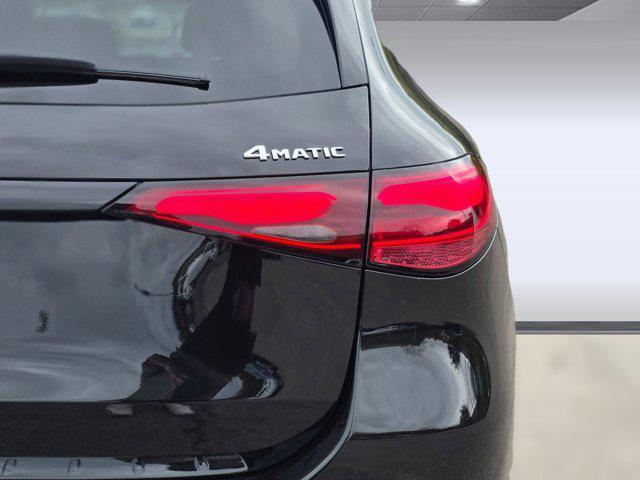 new 2026 Mercedes-Benz GLC 300 car, priced at $61,685