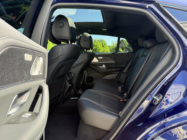 new 2025 Mercedes-Benz GLE 450 car, priced at $106,005