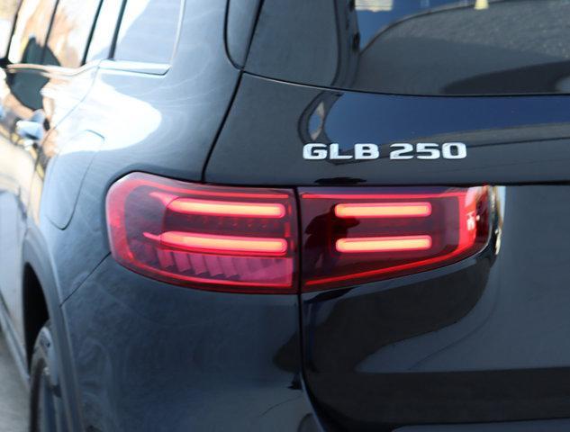 new 2024 Mercedes-Benz GLB 250 car, priced at $49,100