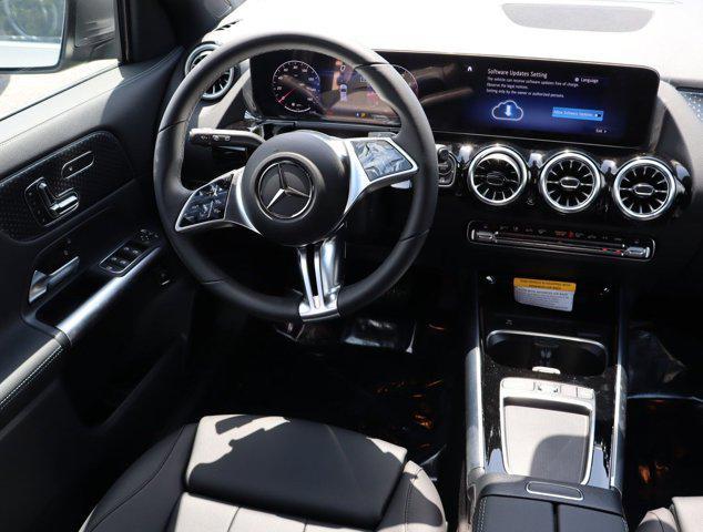 new 2025 Mercedes-Benz GLA 250 car, priced at $48,535