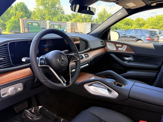new 2025 Mercedes-Benz GLE 450 car, priced at $85,630