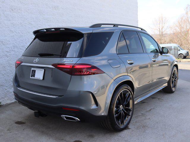 new 2025 Mercedes-Benz GLE 450 car, priced at $92,185