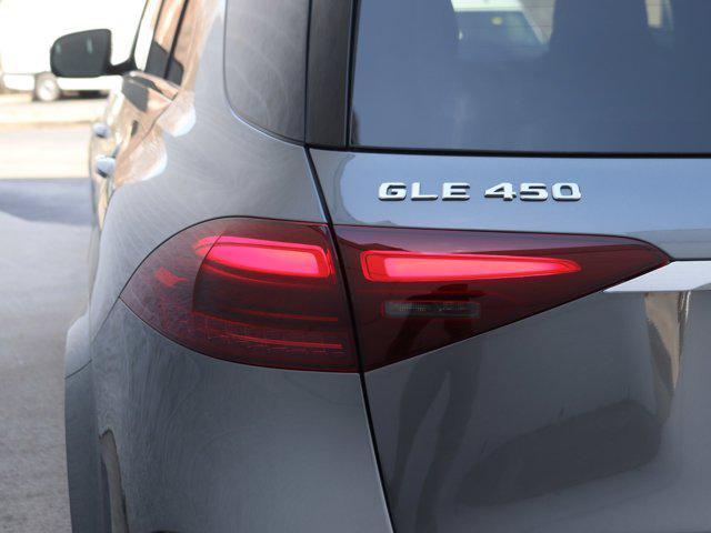 new 2025 Mercedes-Benz GLE 450 car, priced at $92,185