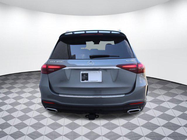 new 2025 Mercedes-Benz GLE 450 car, priced at $92,185