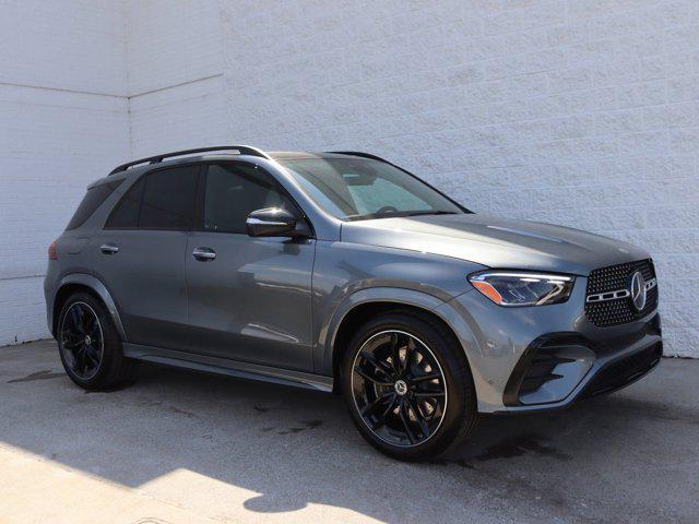 new 2025 Mercedes-Benz GLE 450 car, priced at $92,185