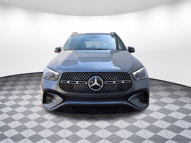 new 2025 Mercedes-Benz GLE 450 car, priced at $92,185