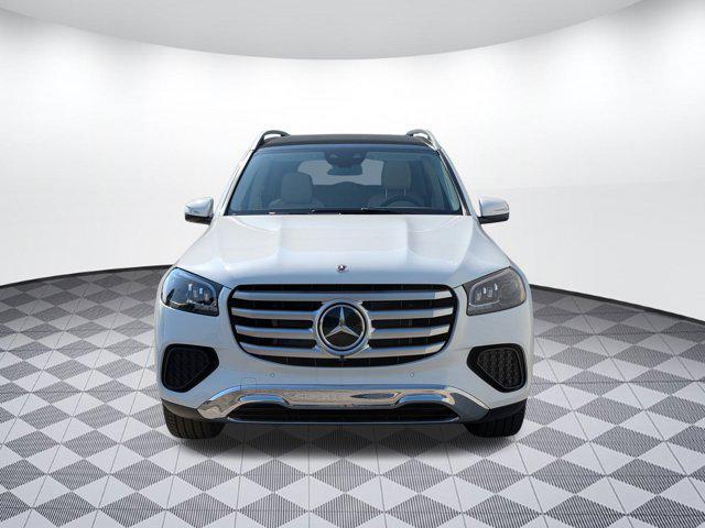 new 2025 Mercedes-Benz GLS 450 car, priced at $91,800