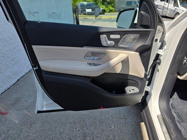 new 2026 Mercedes-Benz GLS 450 car, priced at $98,585