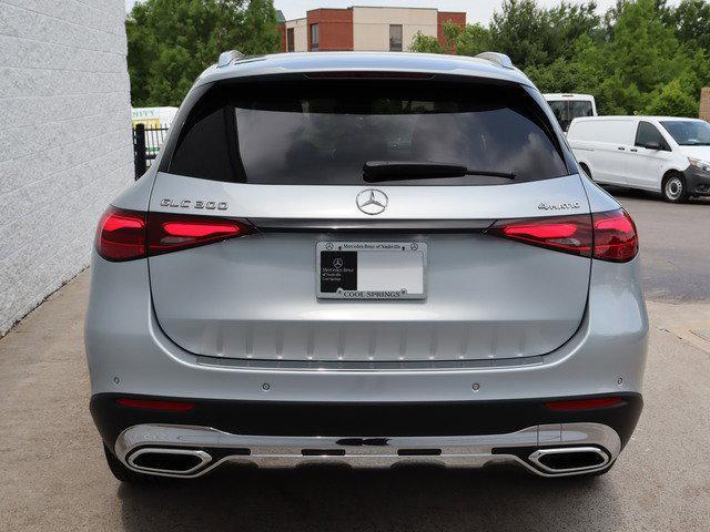 new 2024 Mercedes-Benz GLC 300 car, priced at $57,360