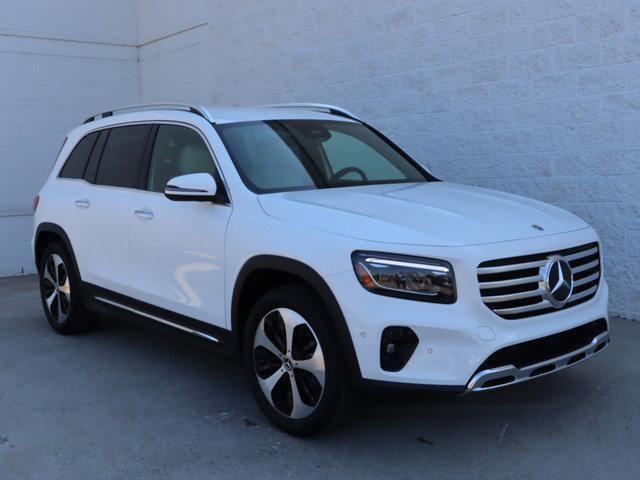 new 2025 Mercedes-Benz GLB 250 car, priced at $48,185