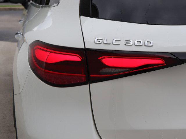 new 2025 Mercedes-Benz GLC 300 car, priced at $52,785