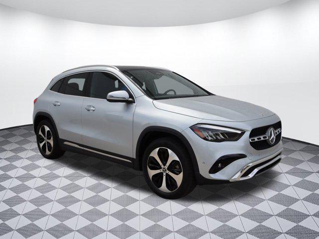 used 2025 Mercedes-Benz GLA 250 car, priced at $44,653