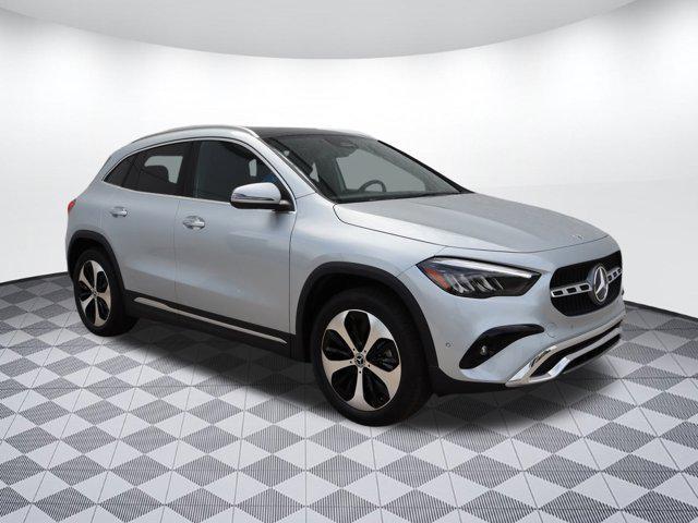 used 2025 Mercedes-Benz GLA 250 car, priced at $46,102