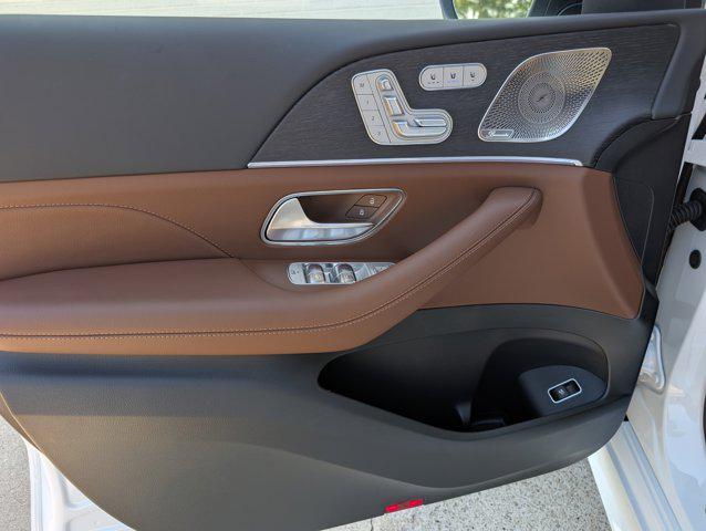 new 2025 Mercedes-Benz GLS 450 car, priced at $108,145