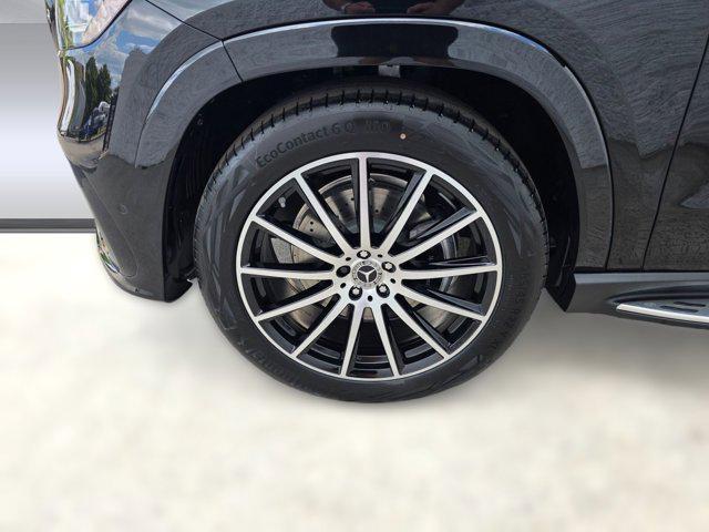 new 2026 Mercedes-Benz GLS 450 car, priced at $106,225
