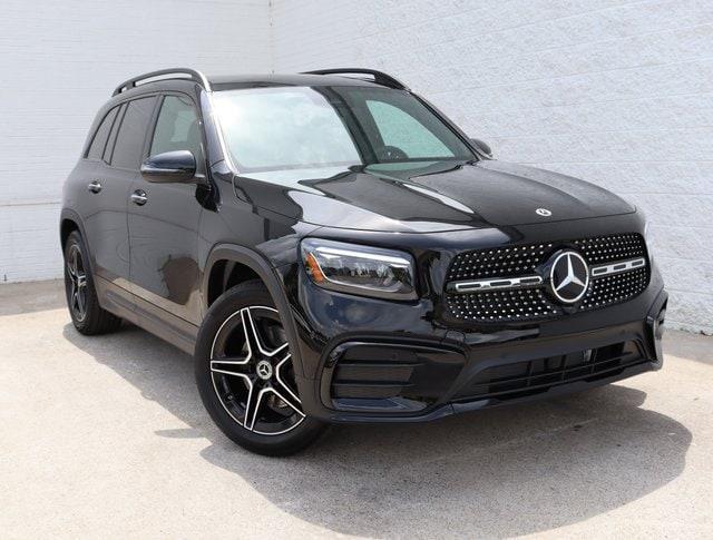 new 2024 Mercedes-Benz GLB 250 car, priced at $54,620