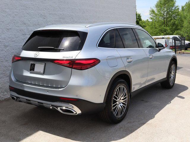 new 2024 Mercedes-Benz GLC 300 car, priced at $57,110