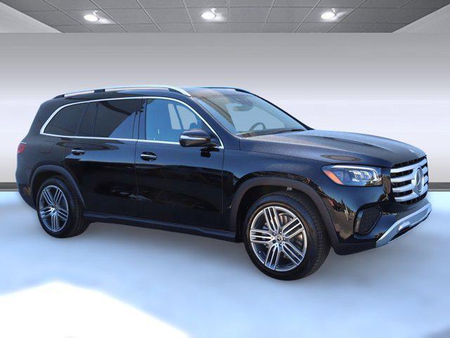 new 2025 Mercedes-Benz GLS 450 car, priced at $91,945