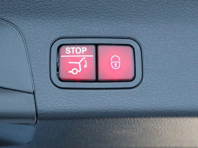 new 2025 Mercedes-Benz GLS 450 car, priced at $91,945