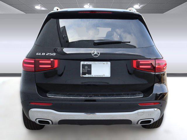 new 2024 Mercedes-Benz GLB 250 car, priced at $45,995