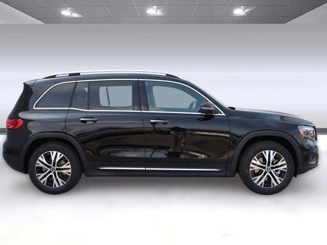 new 2024 Mercedes-Benz GLB 250 car, priced at $45,995