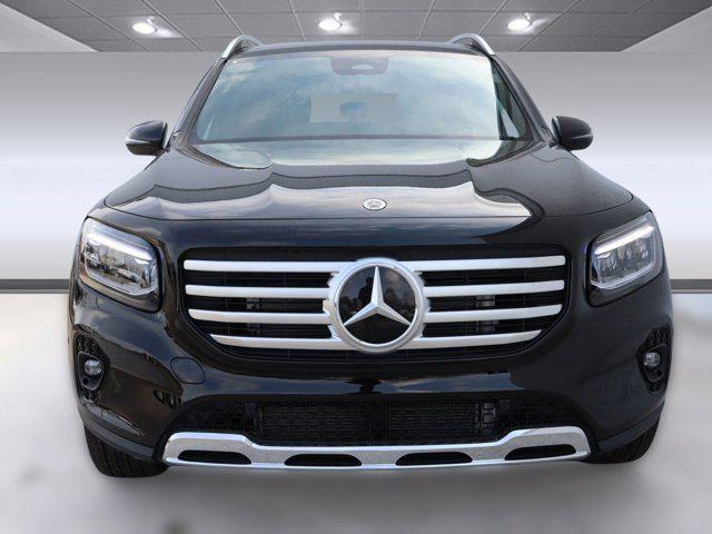 new 2024 Mercedes-Benz GLB 250 car, priced at $45,995