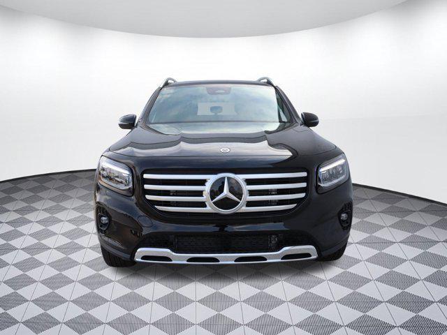 new 2024 Mercedes-Benz GLB 250 car, priced at $45,995