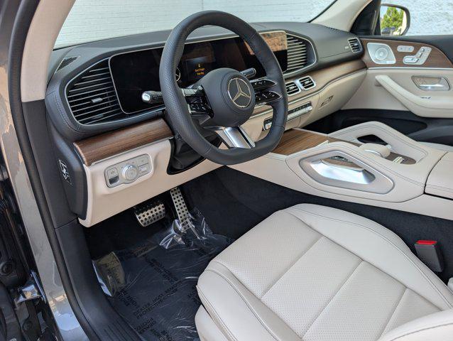 new 2025 Mercedes-Benz GLS 450 car, priced at $95,685