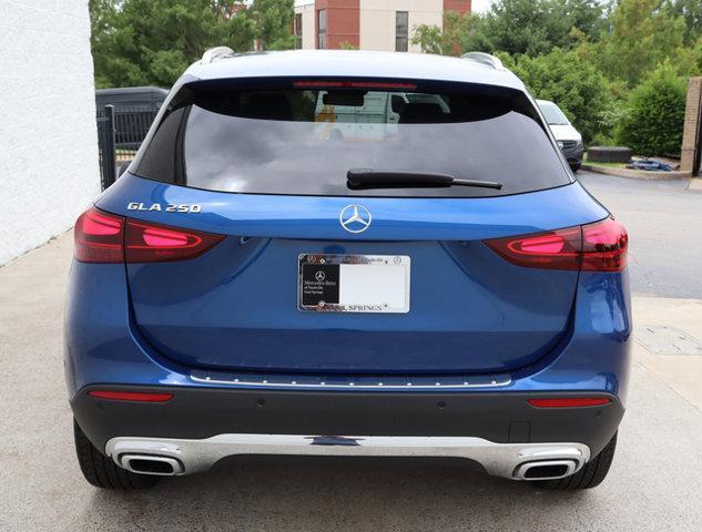 new 2025 Mercedes-Benz GLA 250 car, priced at $48,975