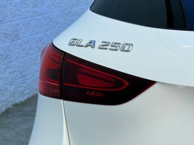 new 2025 Mercedes-Benz GLA 250 car, priced at $44,345