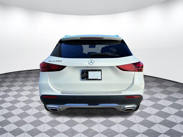 new 2025 Mercedes-Benz GLA 250 car, priced at $44,345