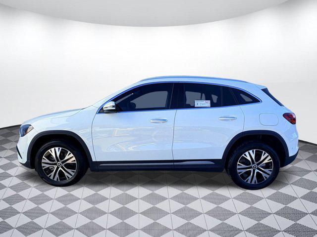 new 2025 Mercedes-Benz GLA 250 car, priced at $44,345