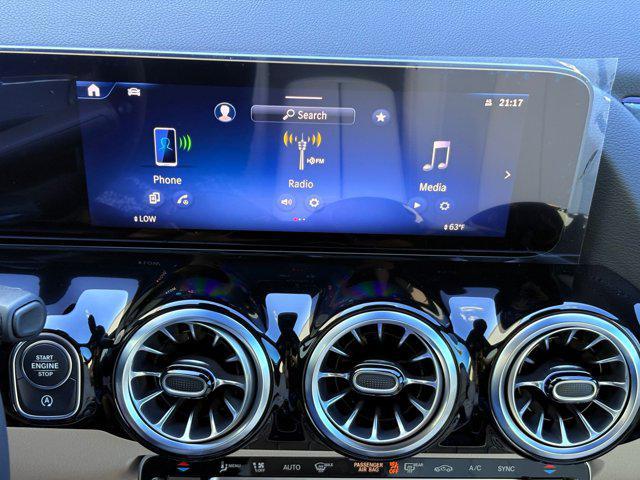 new 2025 Mercedes-Benz GLA 250 car, priced at $44,345