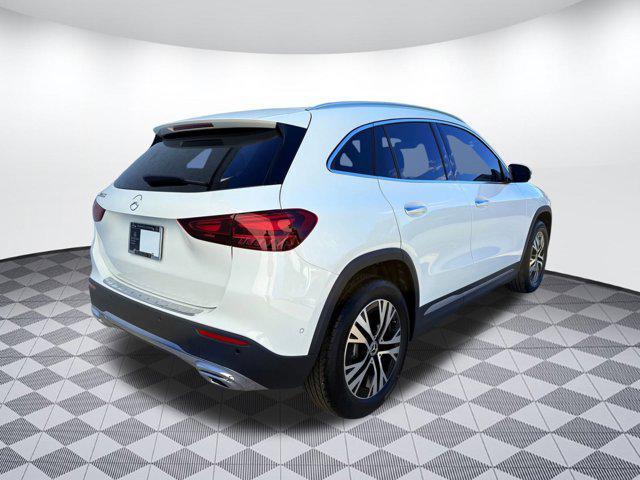 new 2025 Mercedes-Benz GLA 250 car, priced at $44,345