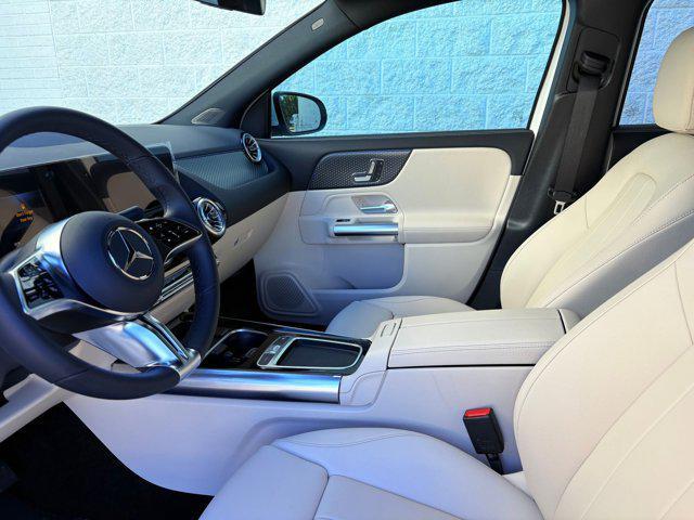 new 2025 Mercedes-Benz GLA 250 car, priced at $44,345