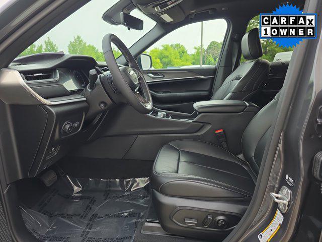 used 2025 Jeep Grand Cherokee car, priced at $42,799