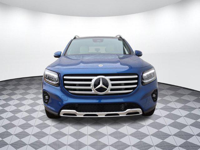 new 2024 Mercedes-Benz GLB 250 car, priced at $51,190
