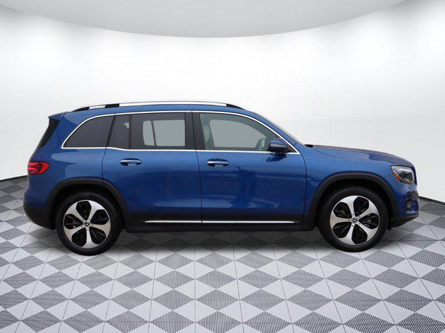 new 2024 Mercedes-Benz GLB 250 car, priced at $51,190