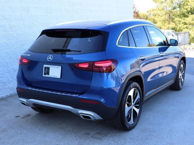 new 2025 Mercedes-Benz GLA 250 car, priced at $49,460